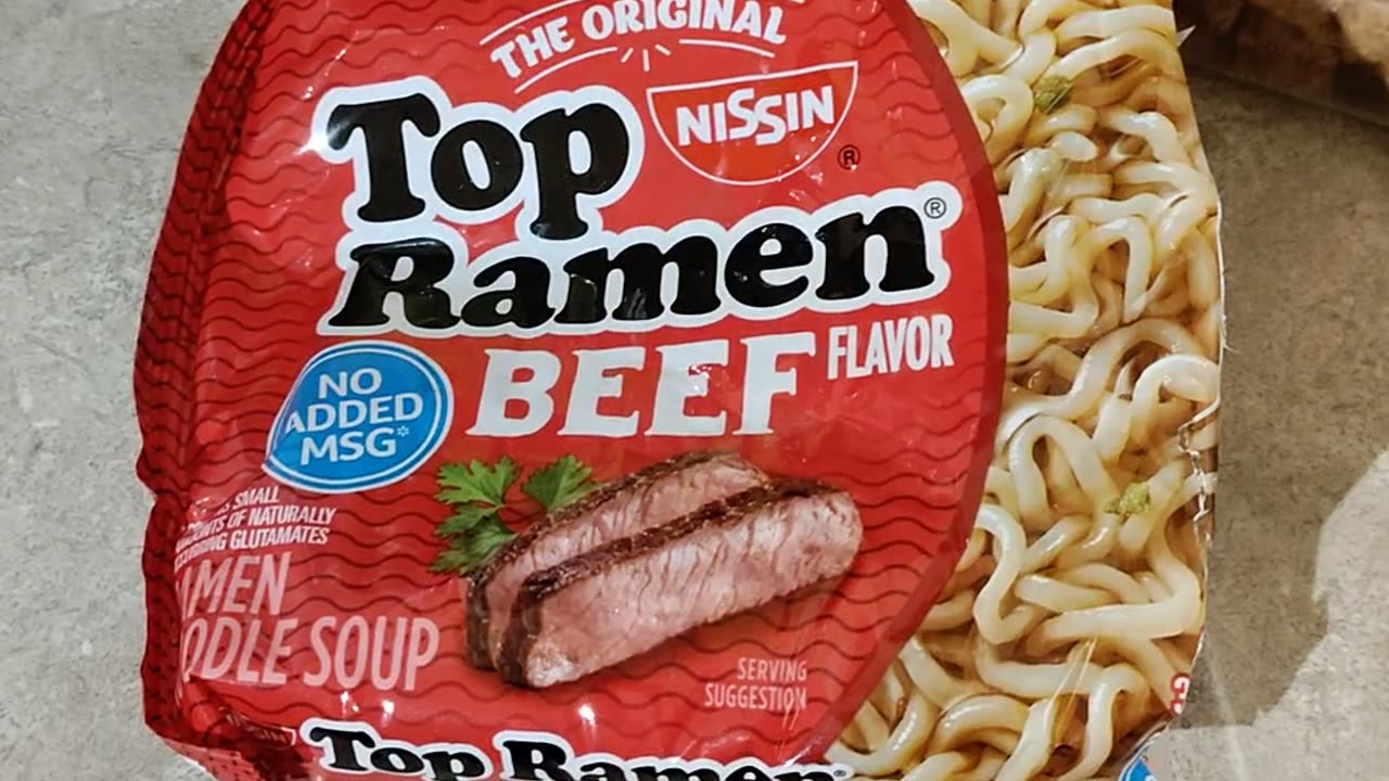 Eating Nissin Top Ramen Beef Flavor, Dbn, MI, 10/21/23