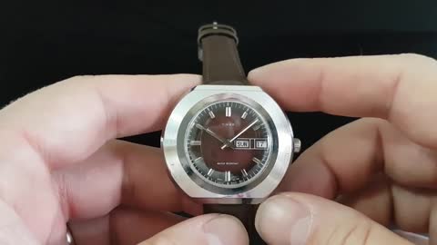 How to set the day date on a 1970s vintage Timex