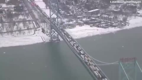 Pont Ambassadeur entre Détroit (États-Unis) et Windsor (Ontario) bloqué