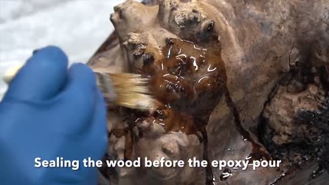 Carving a Rhino From Epoxy Resin & Walnut Burl7