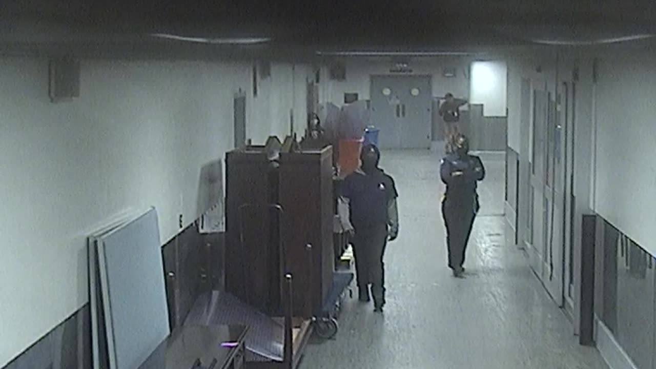 6096RHOBSBLoadingDockHallway_2021-01-06_12h49min28s230ms.mp4