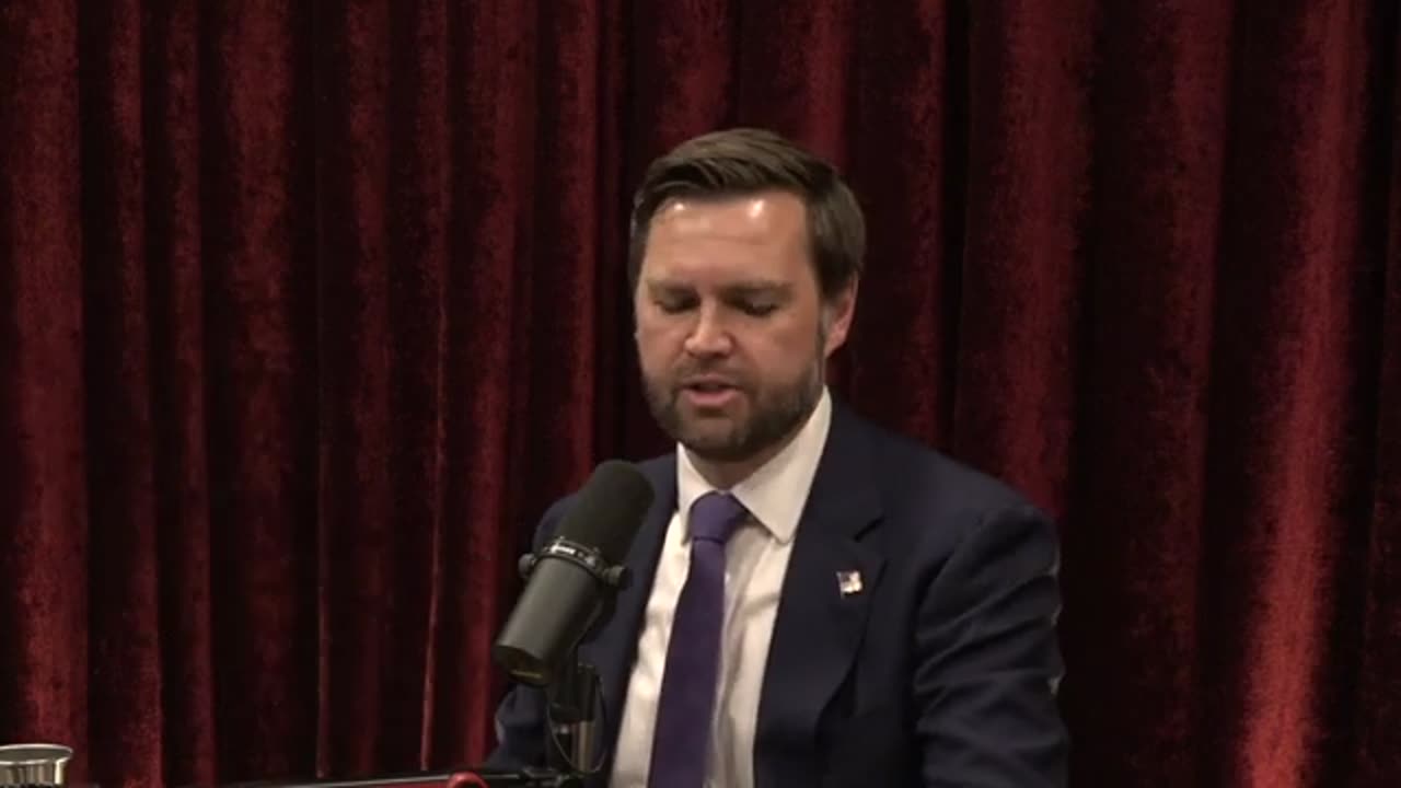 Joe Rogan Experience - #2221 JD Vance