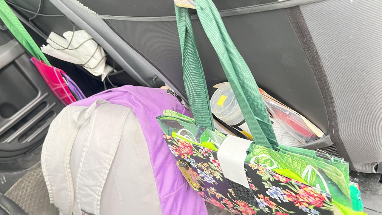 How To Store Reusable Grocery Bags For The Car