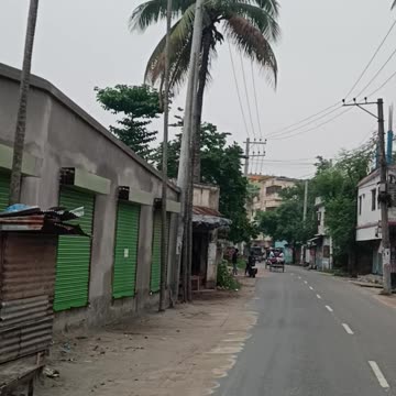 রিকশায় করে শহর দেখলাম 👌