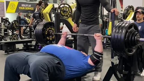 Bench Press 440 Pounds