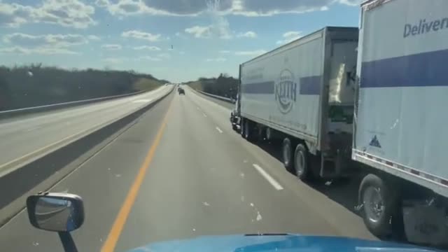 Tell me if you're a robber. American truck driver.