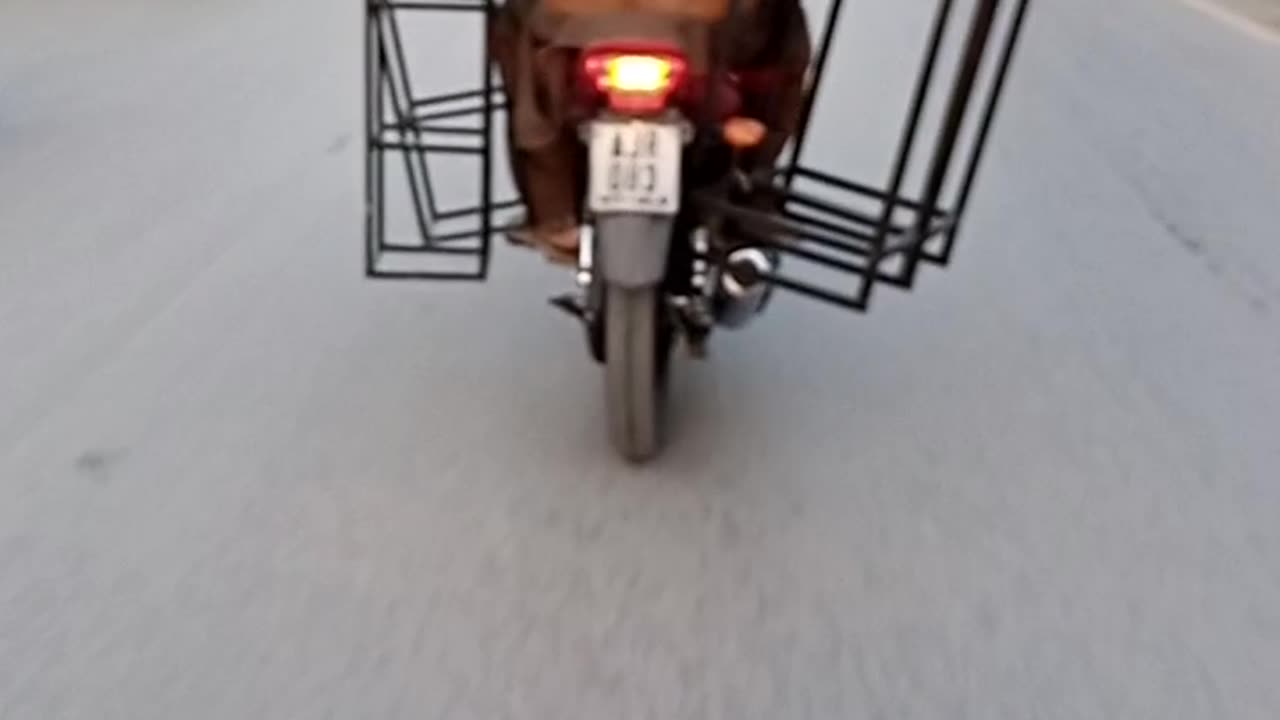 Respect man.... jugaad on bike