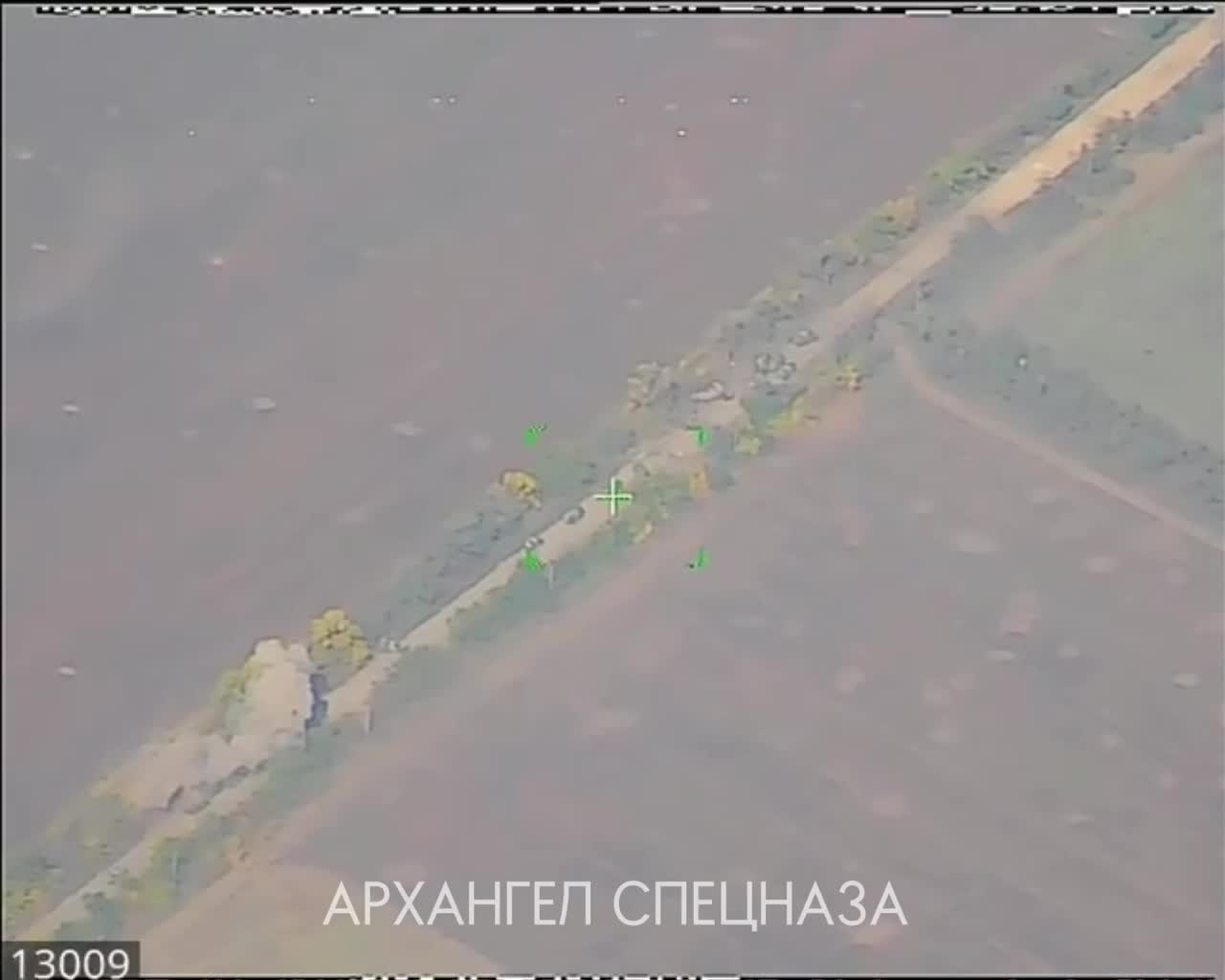 Ukrainian forces assaulting Davydov Brod get hit by Russian artillery