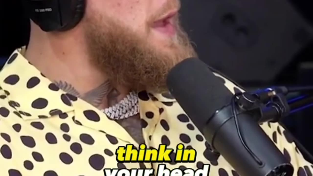 Logan Paul Thinks He's a Better Boxer Then Jake