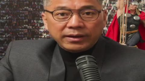 20220708文贵先生直播：所谓政府、党不生产一分钱，所有财富源于人民！中共国副国级退休，保健、医疗、警卫、住地房子，秘书和享受国家的待遇，每年最低花费1.8-2亿美元