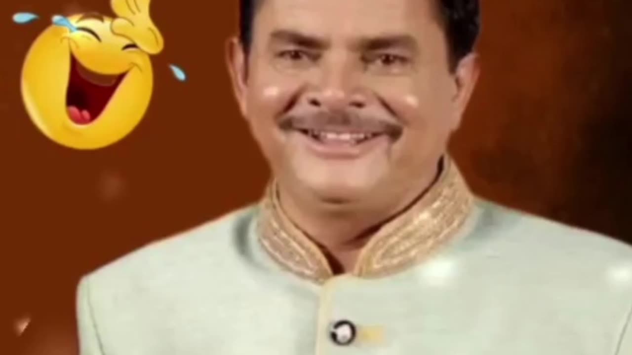 Karkhana ma kapai gyo chhe