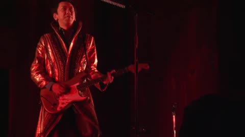 Tomoyasu Hotei - Battle Without Honor or Humanity (Live)