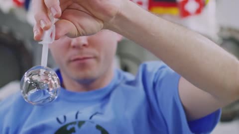 HOW ASTRONAUT DRINK WATER IN SP