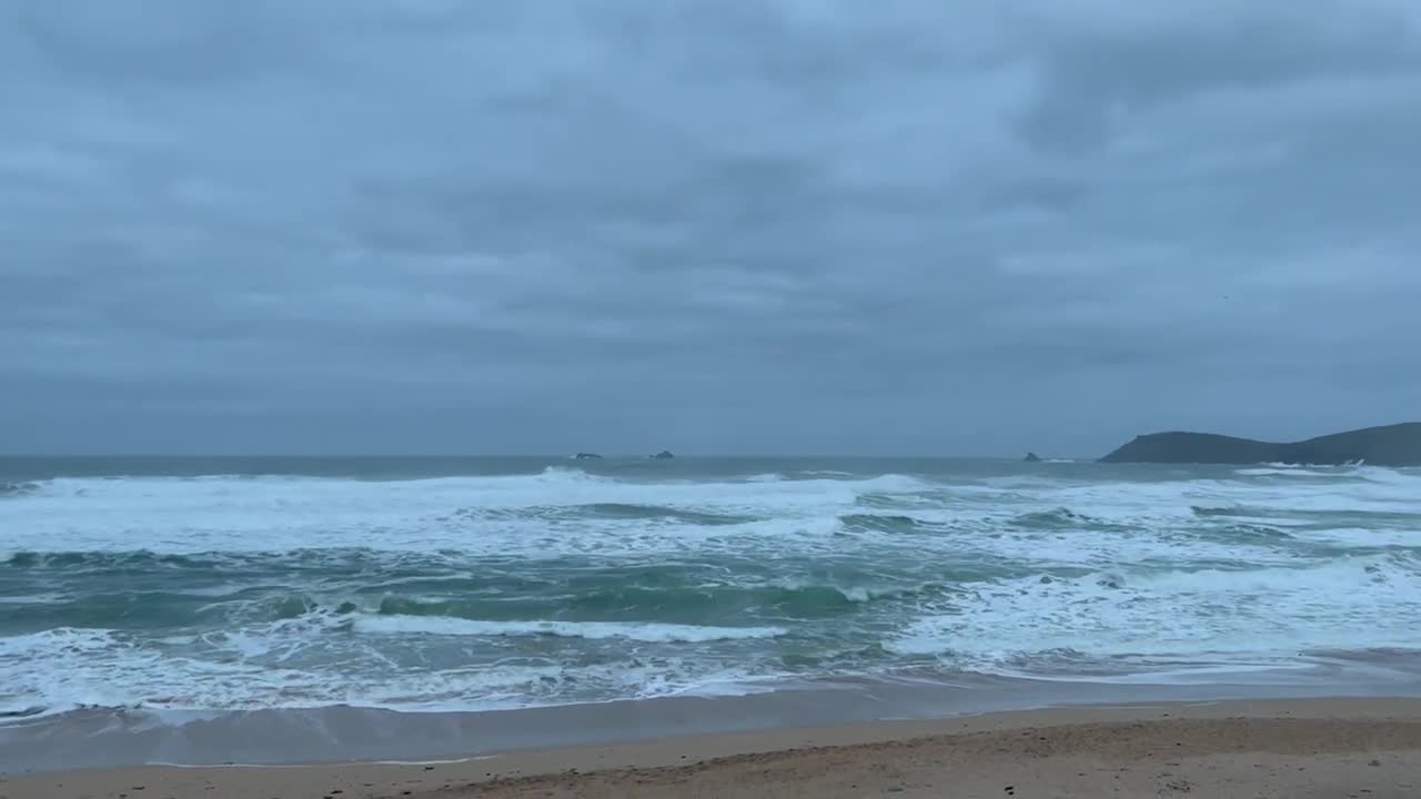 Constantine Bay Weekend Surf Report on Armistice Day Friday 11th November 2022.