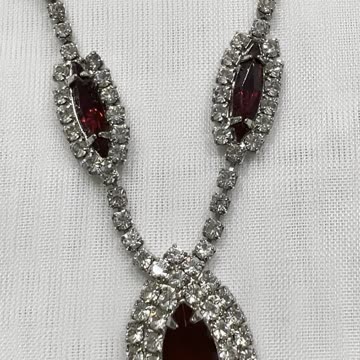 Rhodium Plated Jewelry Set with 16” Necklace, 21mm Earrings. Austrian Crystal