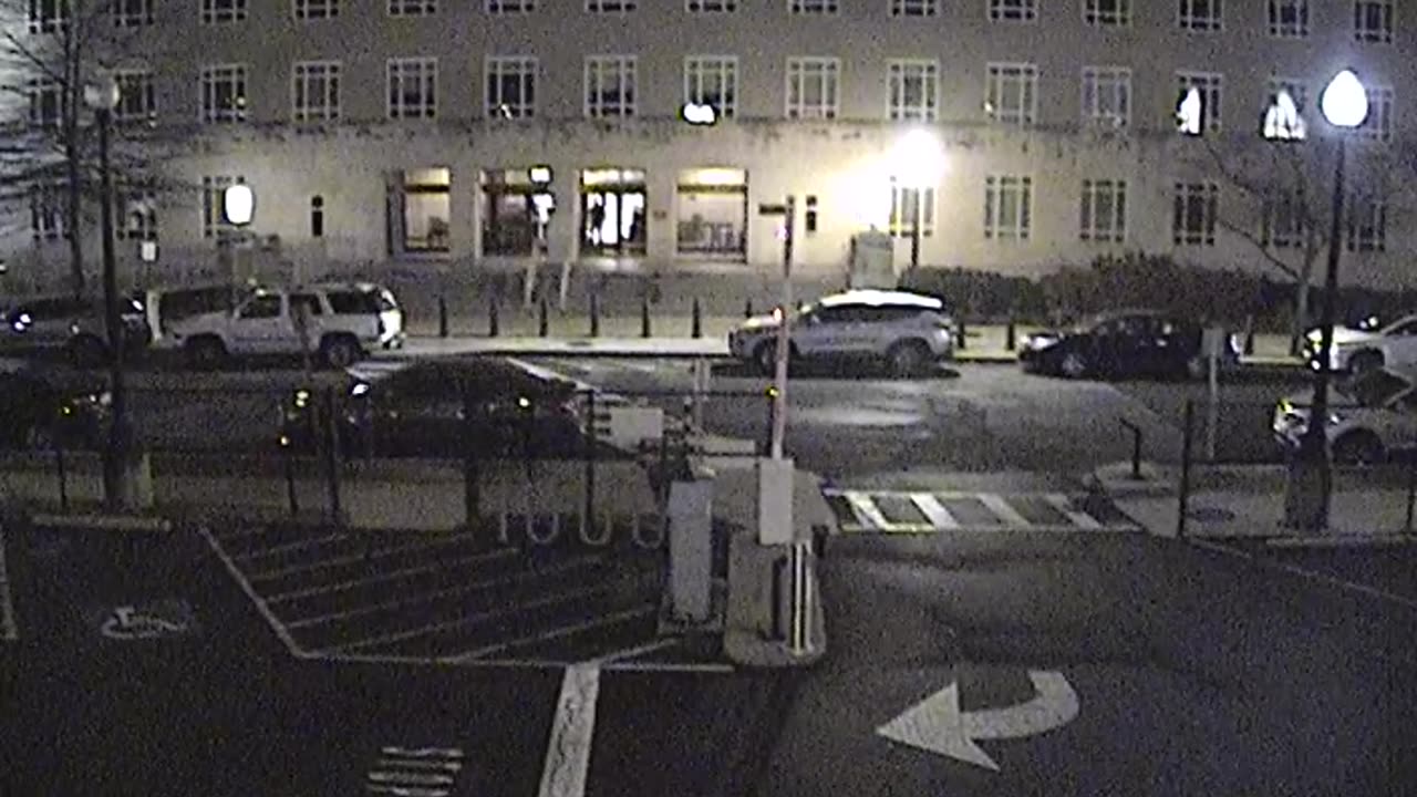 4406LOTS00Lot8-9West_2021-01-05_21h23min54s303ms.mp4