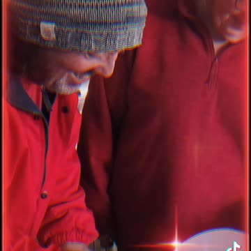 Signing Mr FlannelFoot 💗