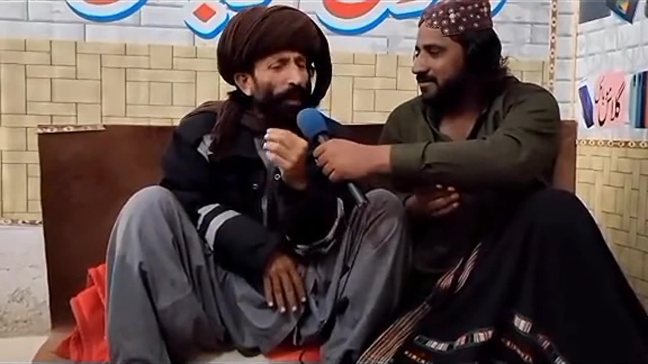 Paisy ke bina banda kya hai