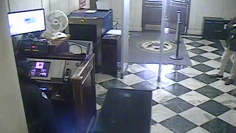 3207LHOBGRNJ-CStDoor_2021-01-06_11h40min02s257ms.mp4