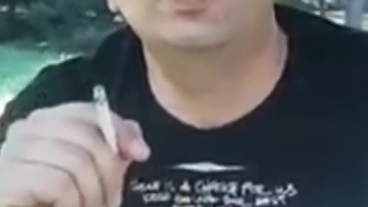 paradoks sns...