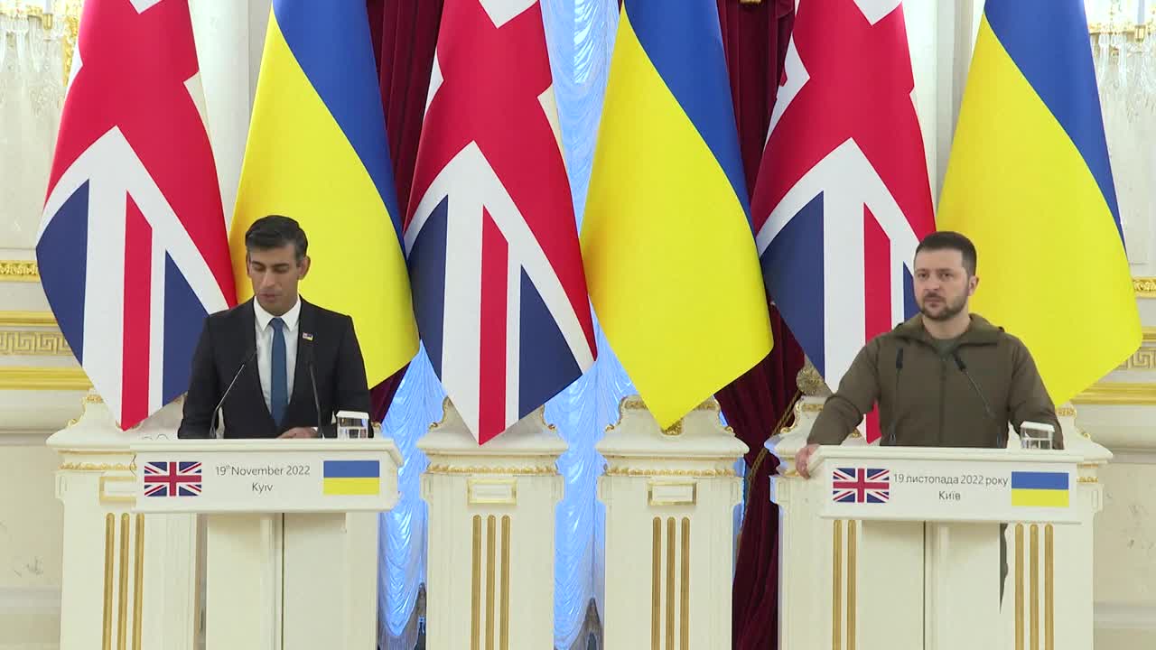 Sunak says UK will 'stand with' Kyiv as it fights Russia's invasion | AFP