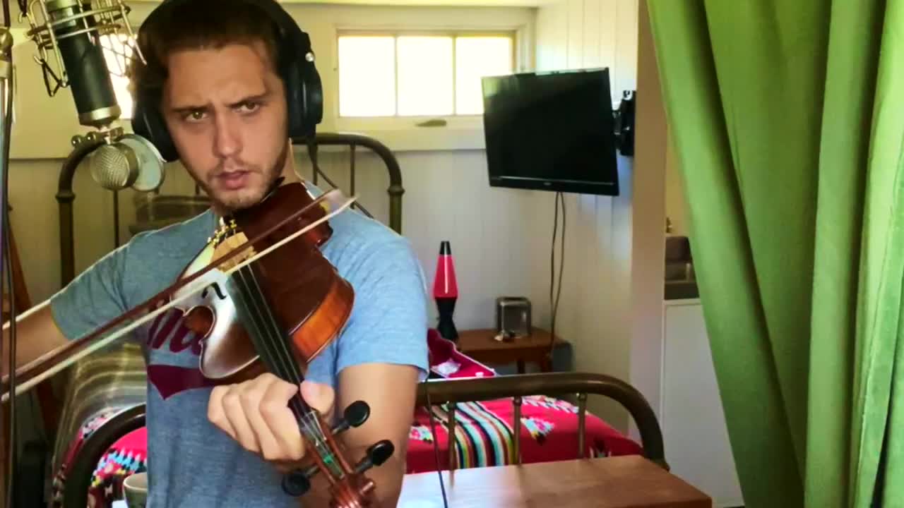 Harvest Moon (Neil Young) - Andrew Frankel singing fiddler cover