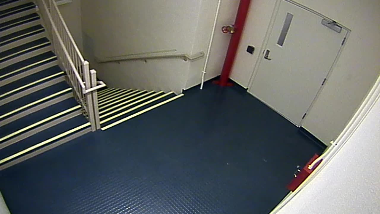 8412OHOB04Stair1_2021-01-06_00h59min07s270ms.mp4