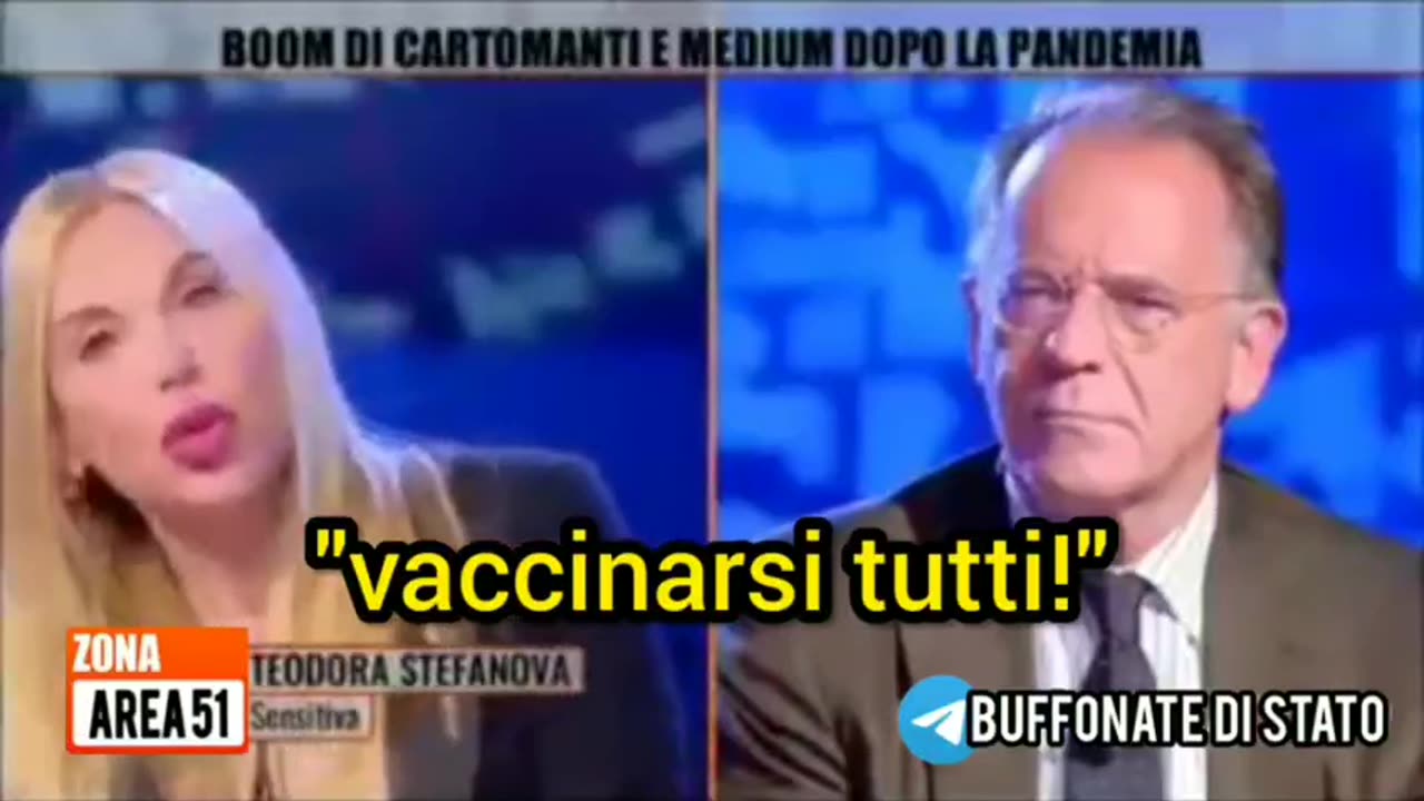 Propaganda vaccinale con fantomatici alieni