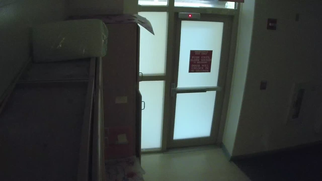 3852FHOB01DaycareEExitWest_2021-01-06_17h40min01s380ms.mp4