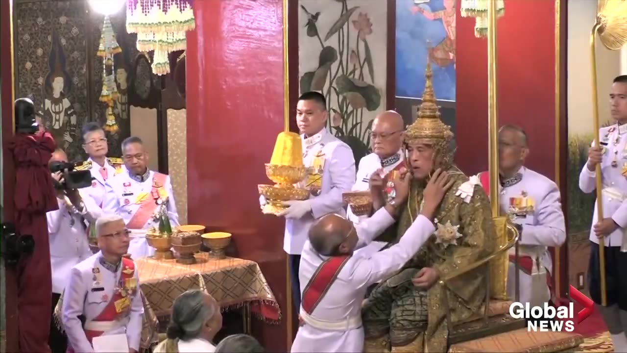 Elaborate ceremony held for coronation of Thai king