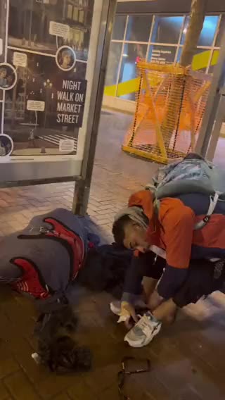 San Fran at night. This is the zombie apocalypse they talk of... and its only going to get worse 😔