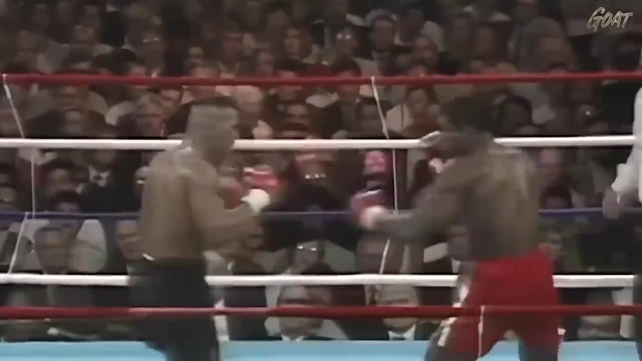 When Mike Tyson Proved Big Muscles Mean Nothing Against his Fists!