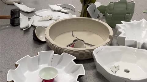 Smashing 3D clay printing #largeformat3dprinter