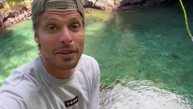 Amazingly stunning 'swimmingpool' in Samoa!