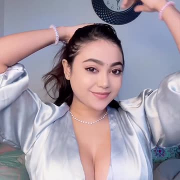 I Want Eye Contact That Makes My Heart Beat Fast 💖