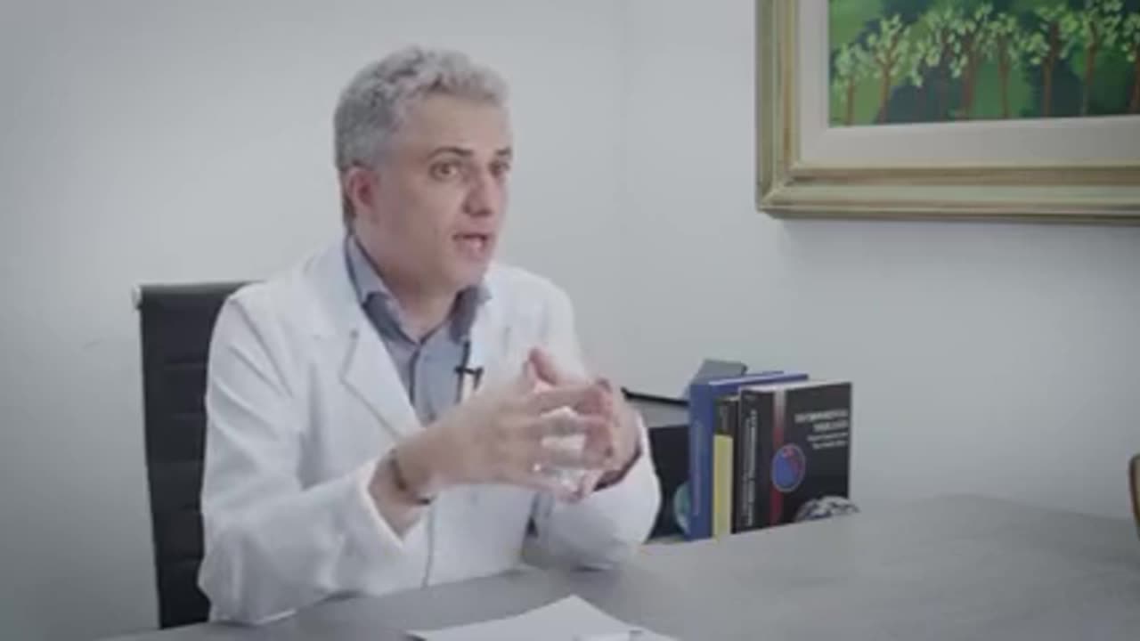 Médico explicando a farsa do covid como plano de controle