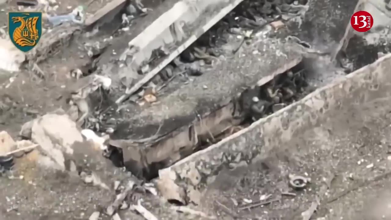 Left helpless under a destroyed bridge, Russians fail to escape from Ukrainian fighters