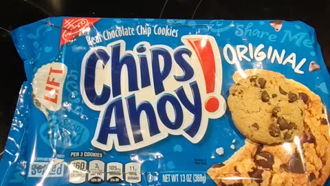 Eating Nabisco Chips Ahoy! Real Chocolate Chip Cookies, Dbn, MI, 8/24/23