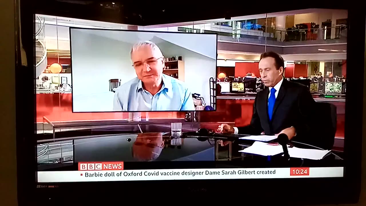 Prof. Peter Openshaw: "It's the right thing to vaccinate teens" - 4 Aug 2021