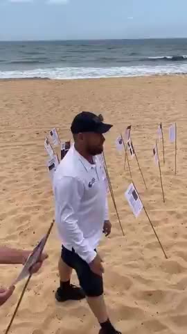 Australia Beach Bureaucrat removes Forest of the Fallen Tribute to Covid Vax Victims.mp4