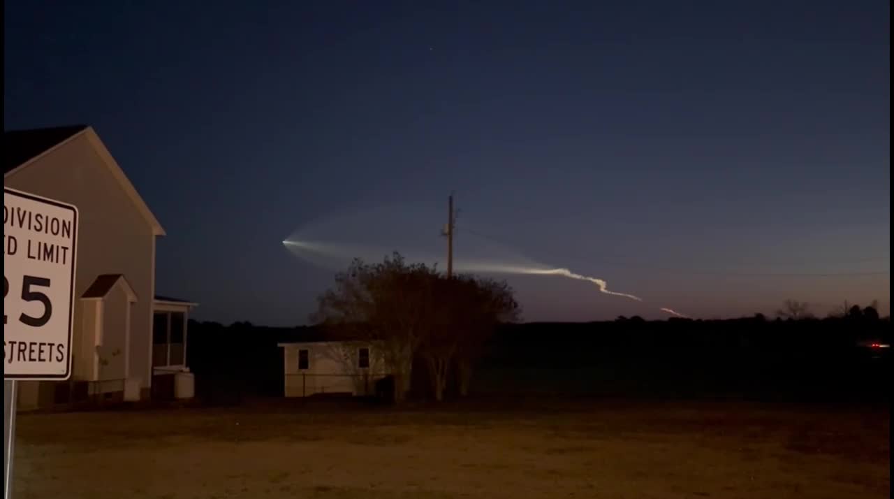 December 16th, 2022 Space-X Rocket spotted from Johnston County NC in flight