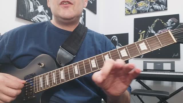 Aula de Guitarra - 8 acordes na quinta corda