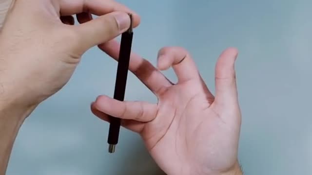 Learn the East Sonic pen spinning trick!