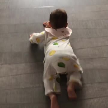 Baby Funny Crawling Style 😄