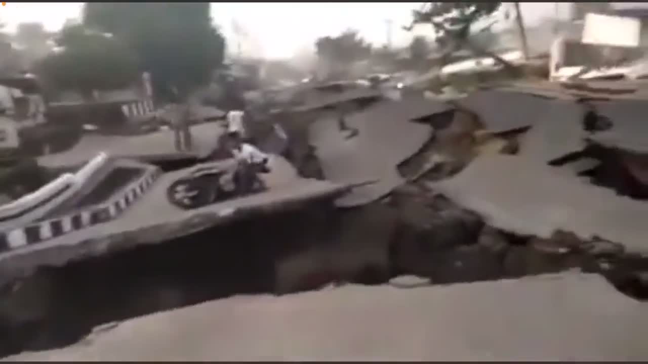 7.7 Magnitude Earthquake in Papua New Guinea!