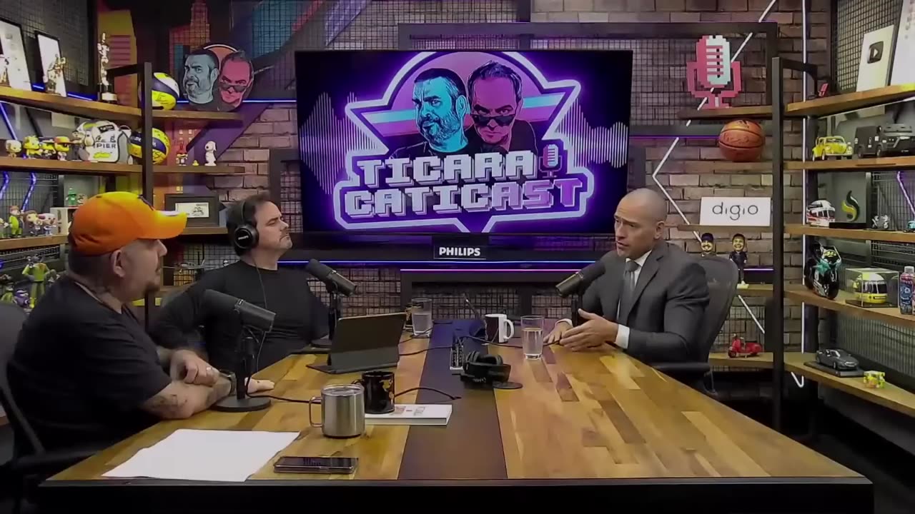 PROFESSOR HOC é QUESTIONADO sobre EXISTÊNCIA ou NÃO da NOM!