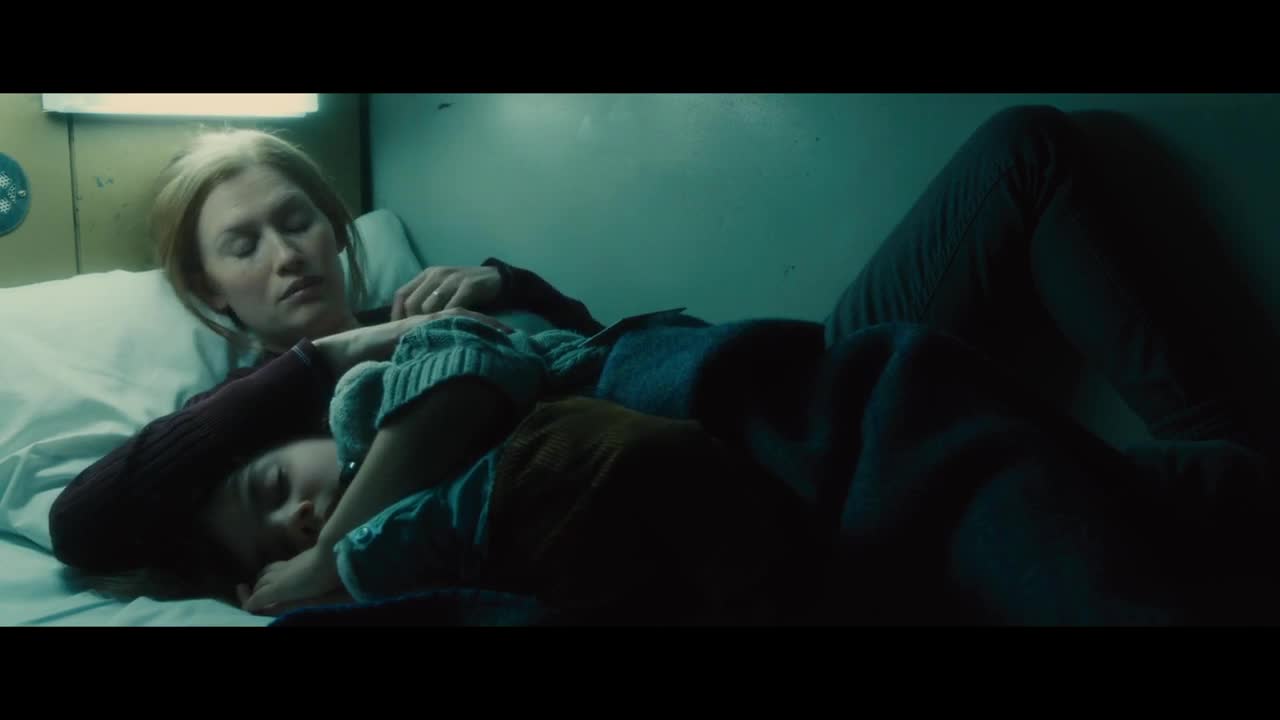 7_World War Z (2013) - Escape from South Korea [HD]