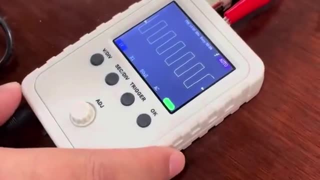 Handheld digital oscilloscope