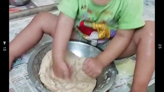 Cute Indian girl, How to pie dough?