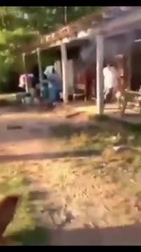 سعی کن نخندی